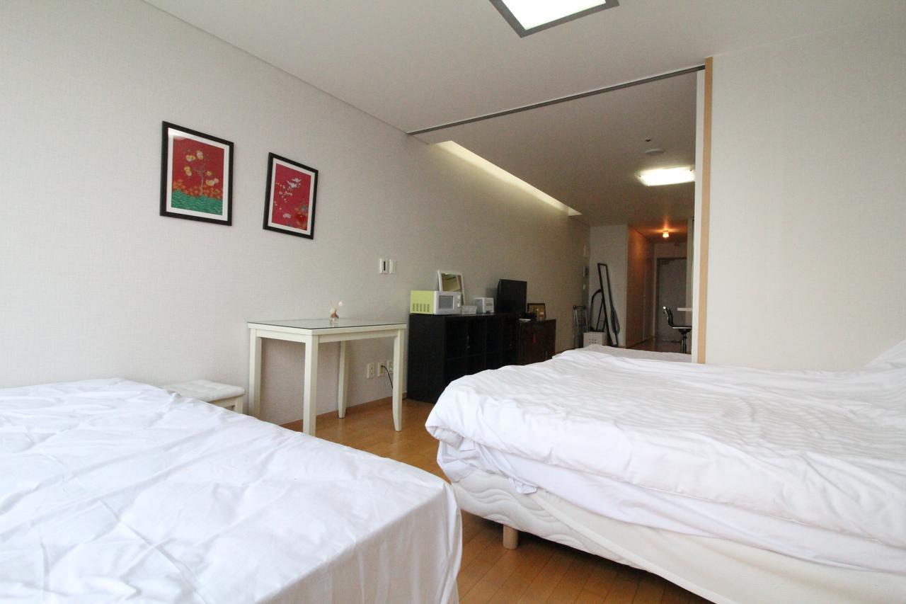 Gangnam Galaxy Lux Apt Gwacheon Exterior photo