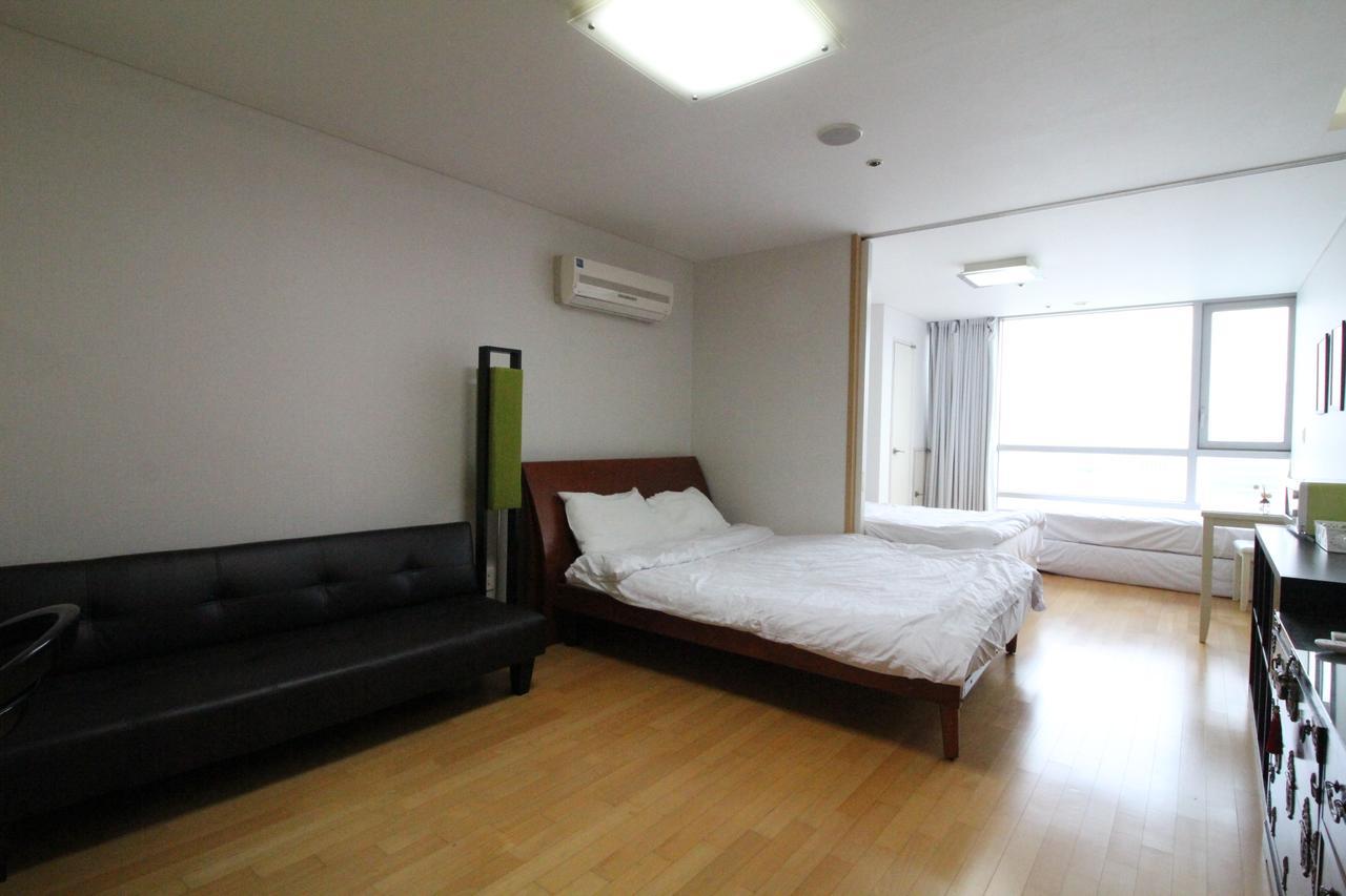 Gangnam Galaxy Lux Apt Gwacheon Exterior photo